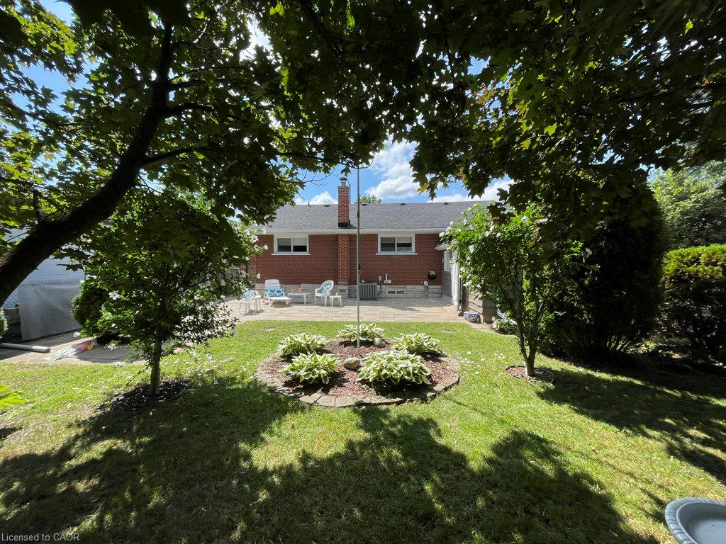 88 Bond Street Property Photo 4