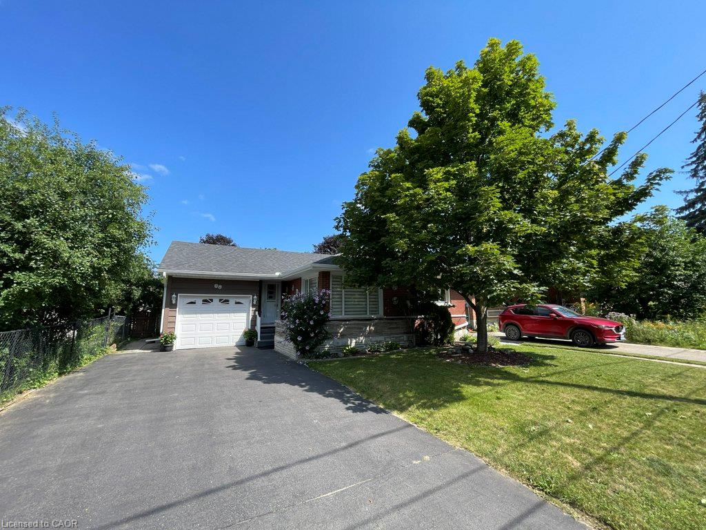 88 Bond Street Property Photo 27