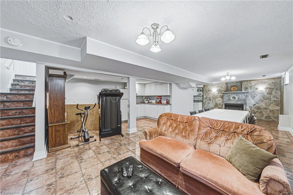 90 Fairington Crescent Property Photo 31