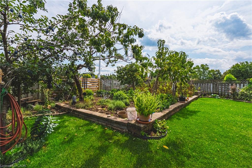 90 Fairington Crescent Property Photo 43