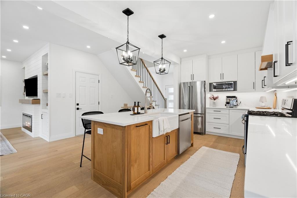 184 Dunbar Street Property Photo 10
