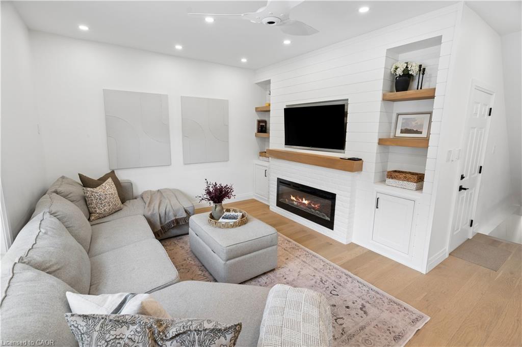 184 Dunbar Street Property Photo 15