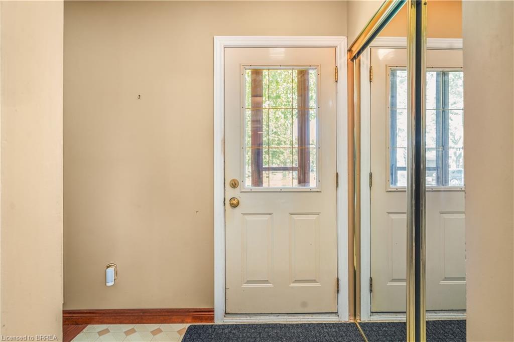 35 Ivanhoe Road Property Photo 5