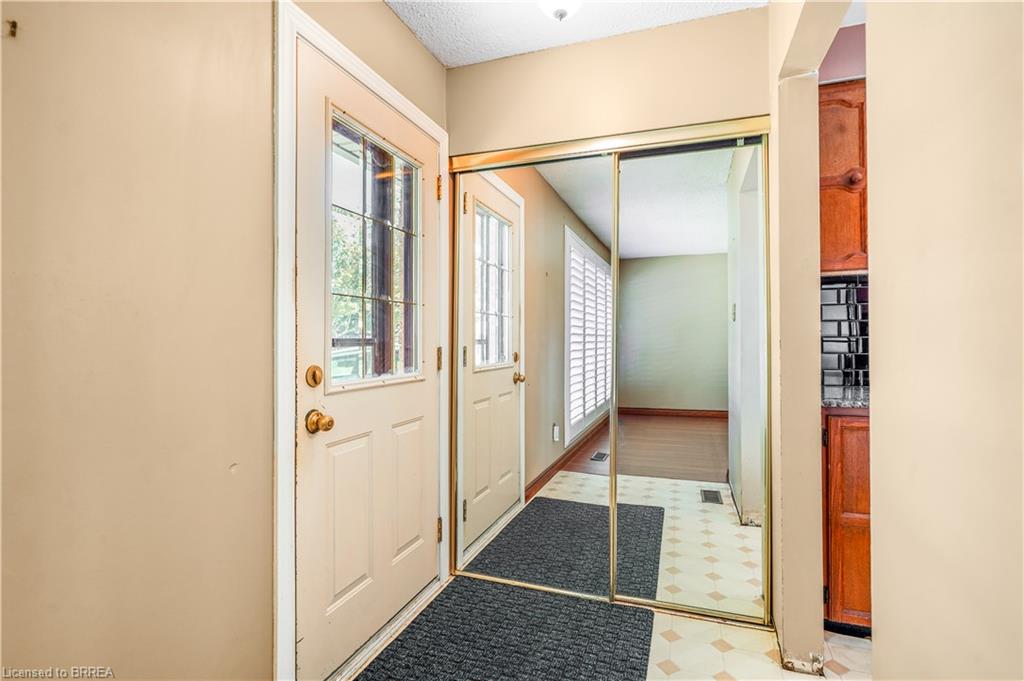 35 Ivanhoe Road Property Photo 6