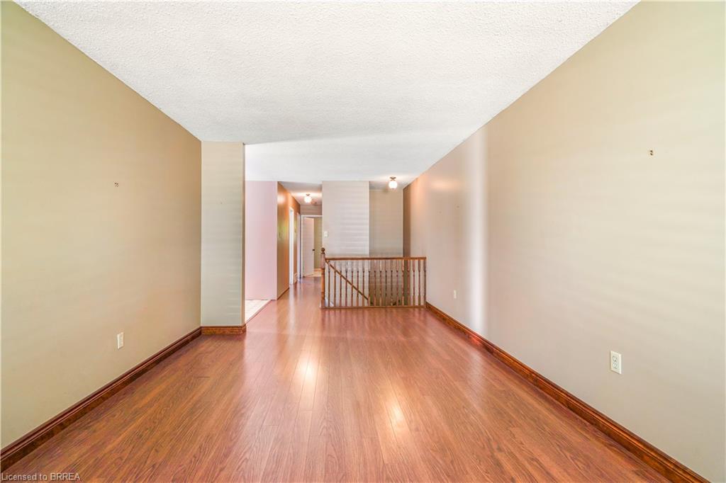 35 Ivanhoe Road Property Photo 8