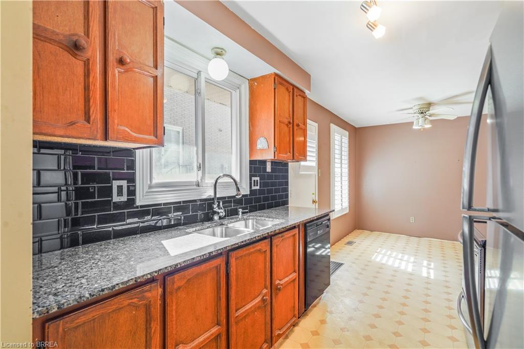 35 Ivanhoe Road Property Photo 17