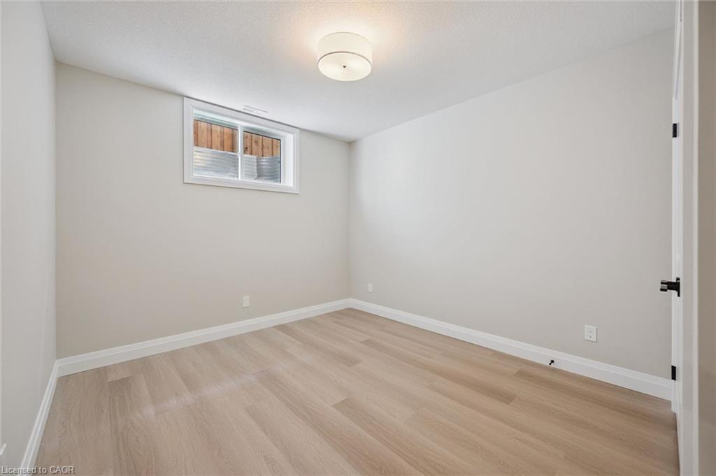 79 South Parkwood Boulevard Property Photo 27