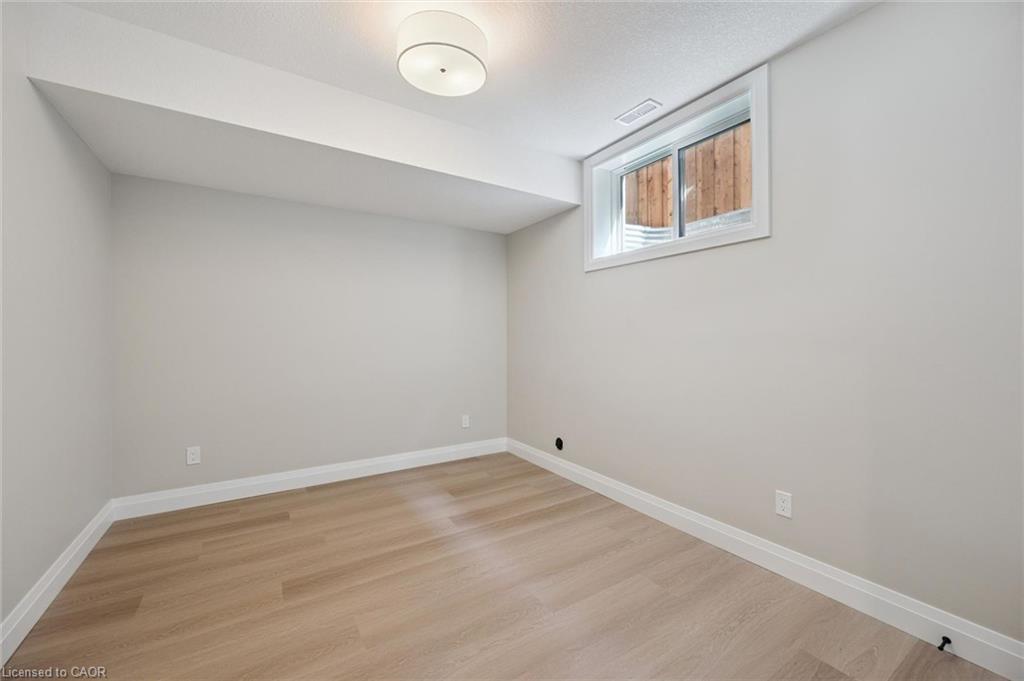 79 South Parkwood Boulevard Property Photo 28