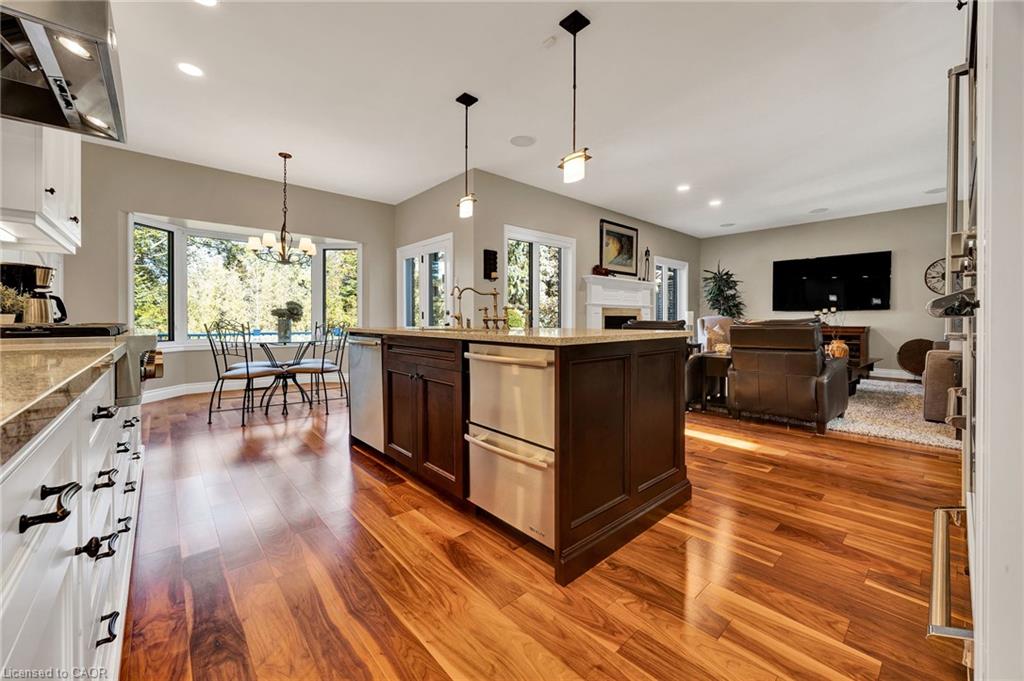 10 Meadow Heights Drive Property Photo 11