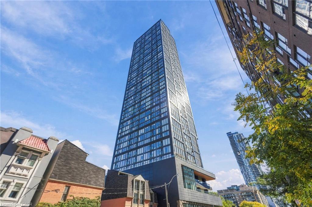 4807-319 Jarvis Street Property Photo 2