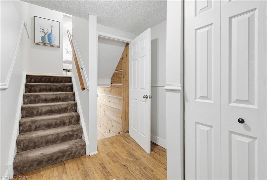 L4-444 Stone Church Road W Property Photo 4