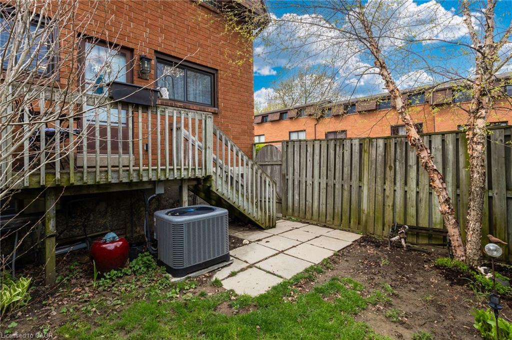L4-444 Stone Church Road W Property Photo 30