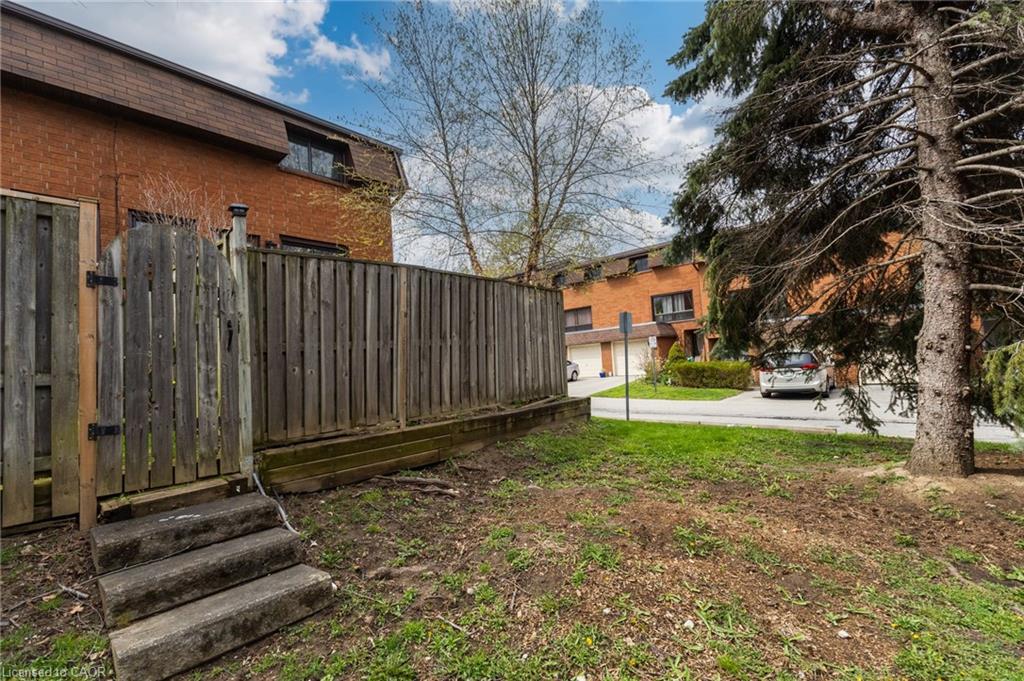 L4-444 Stone Church Road W Property Photo 34