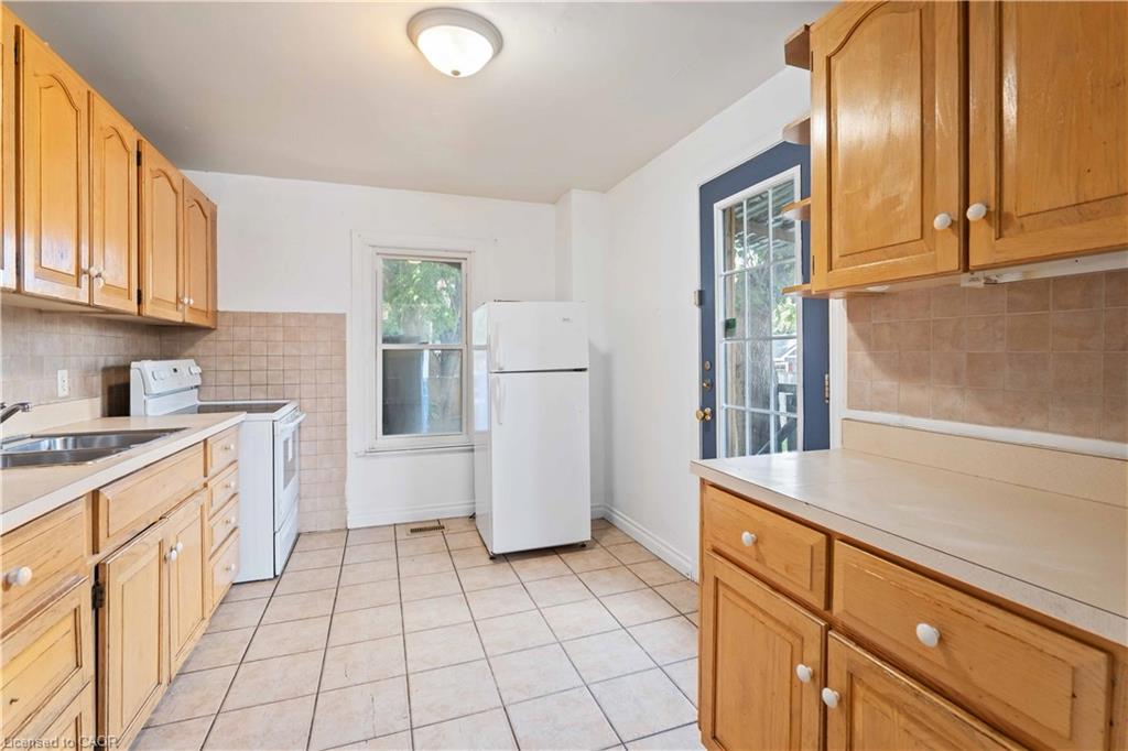 33 Madison Avenue Property Photo 11