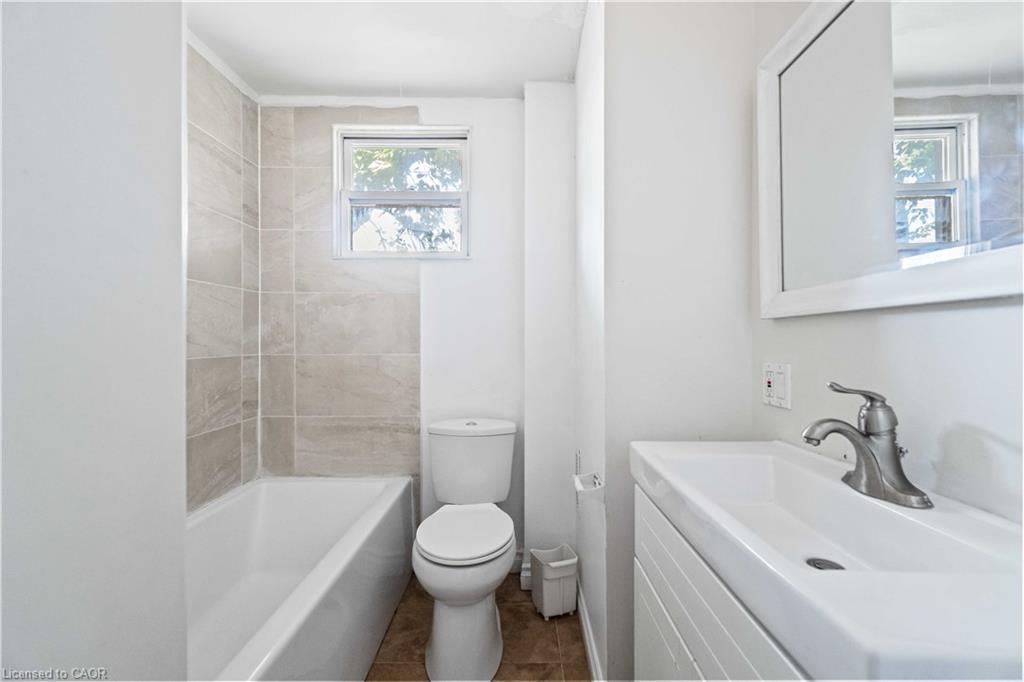 33 Madison Avenue Property Photo 16