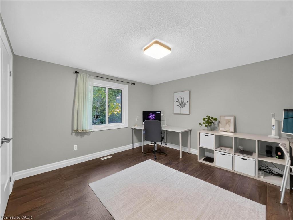 12 Sundrop Court Property Photo 32