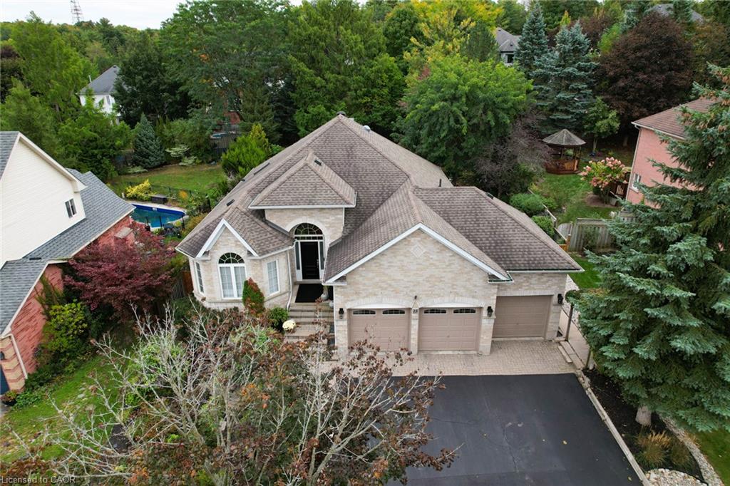 15 Everwood Run Property Photo 2
