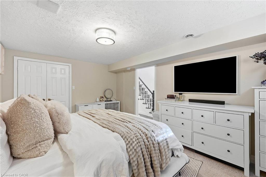 15 Everwood Run Property Photo 33