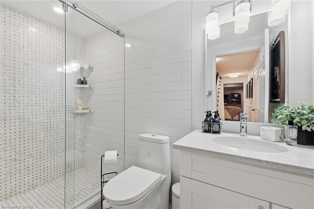15 Everwood Run Property Photo 34