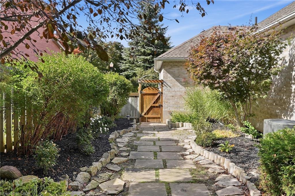 15 Everwood Run Property Photo 39