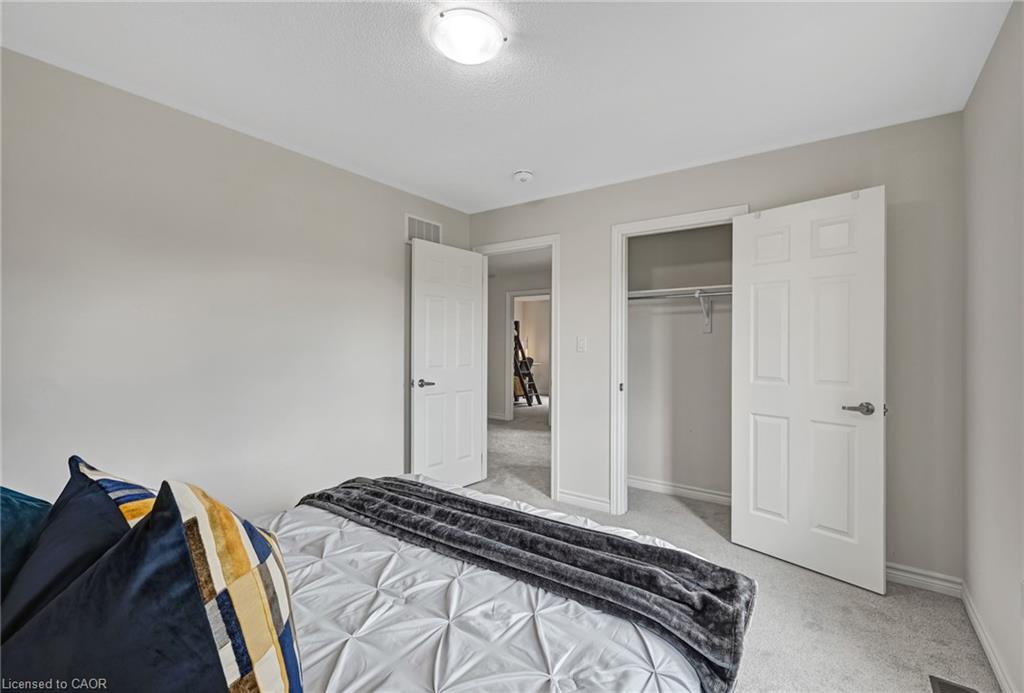 15 Douglas Kemp Crescent Property Photo 25