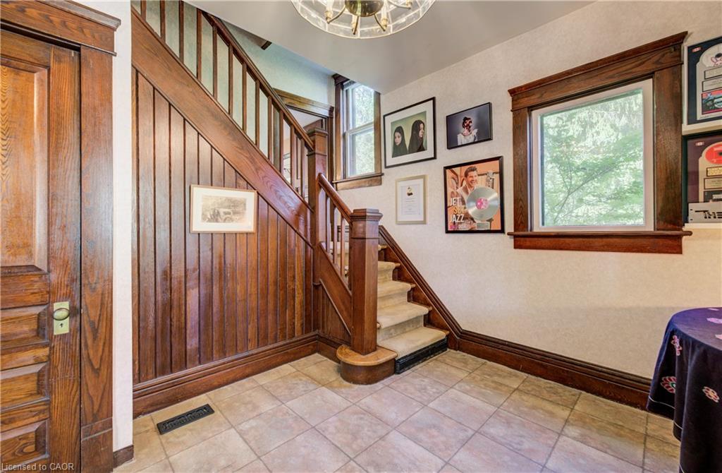 140 Shade Street Property Photo 9