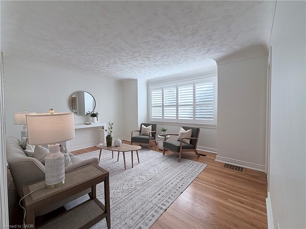 184 East 35th Street Property Photo 7