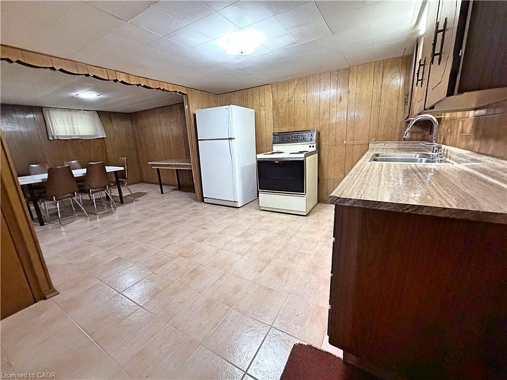 184 East 35th Street Property Photo 23
