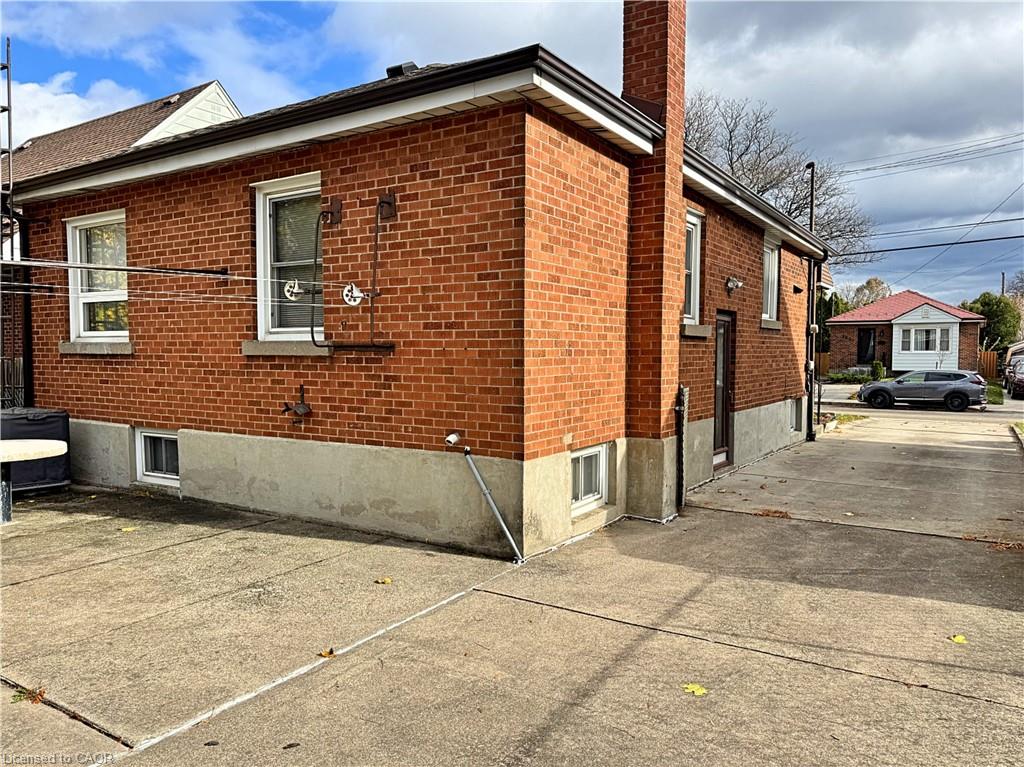 184 East 35th Street Property Photo 40