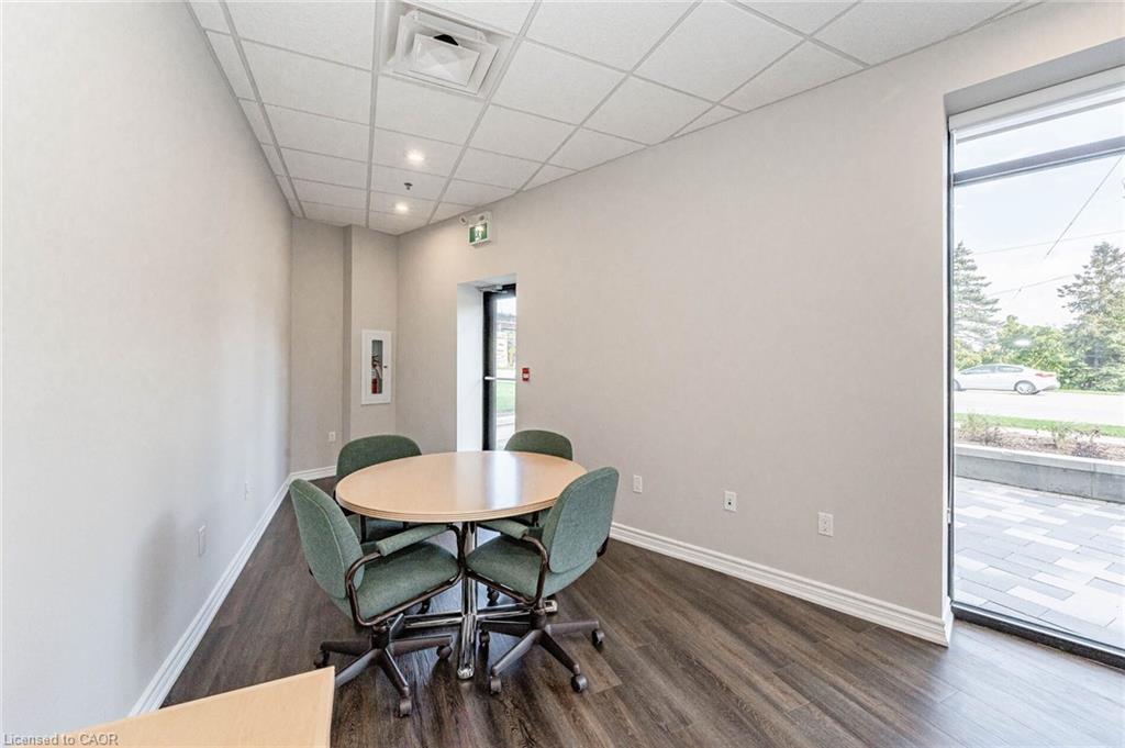 104-150 Wellington Street E Property Photo 21