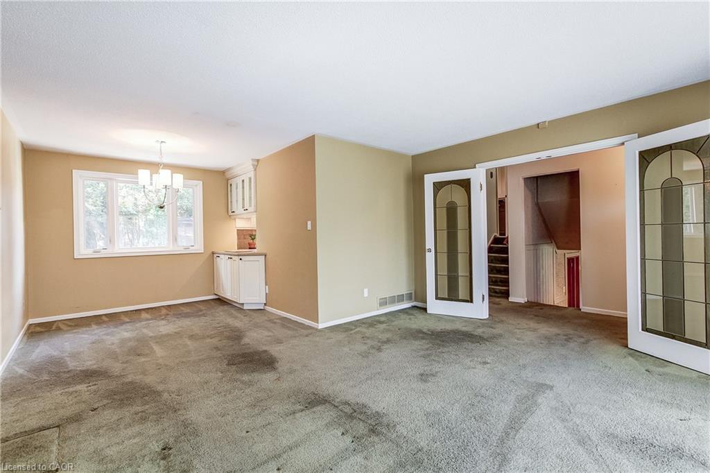 1360 Majestic Drive Property Photo 10