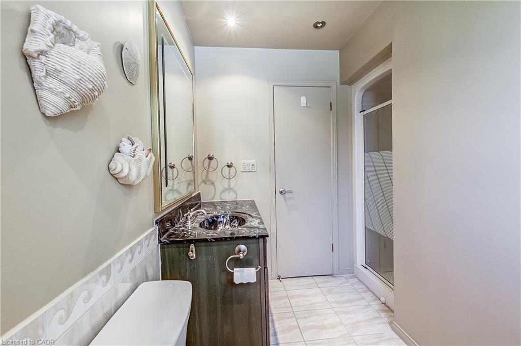 1360 Majestic Drive Property Photo 27