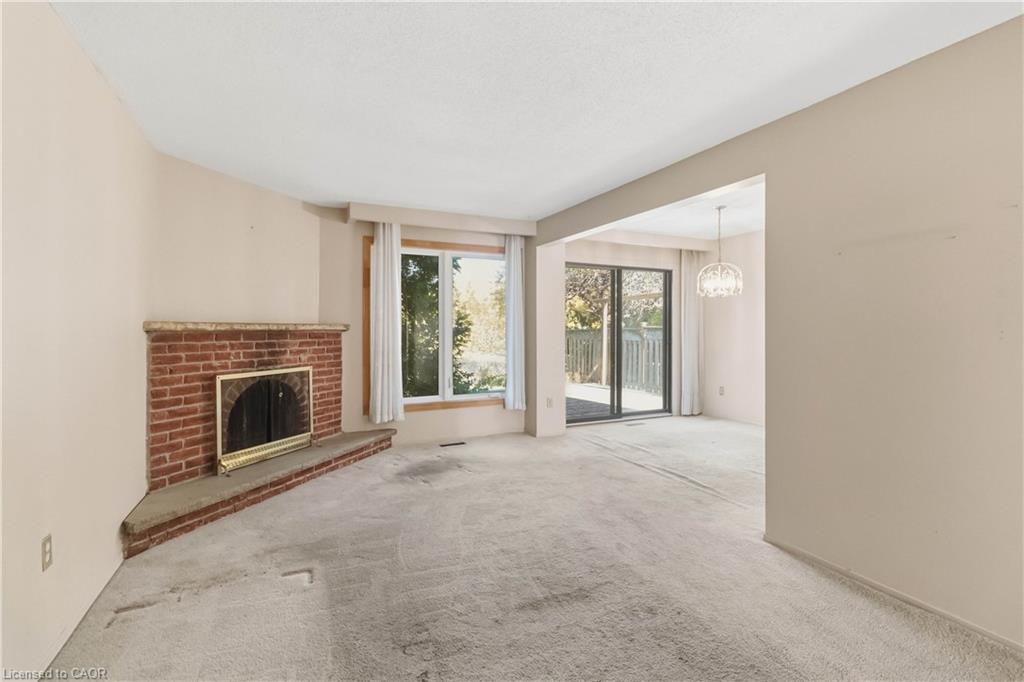 3097 Autumn Hill Crescent Property Photo 4