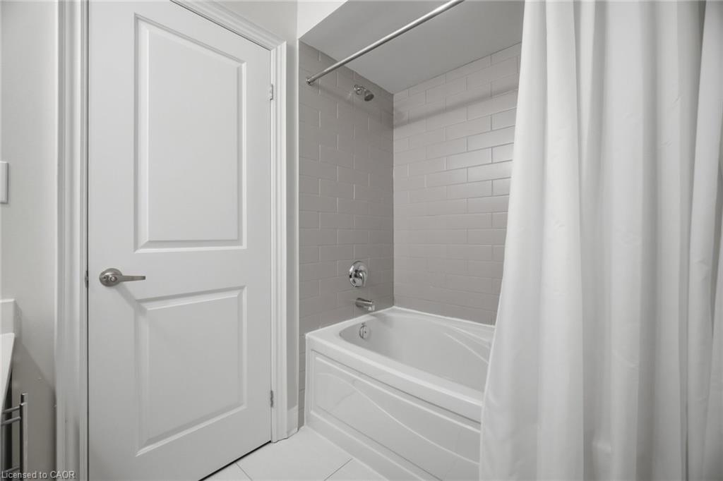 1860 Burnhamthorpe Road E Property Photo 22