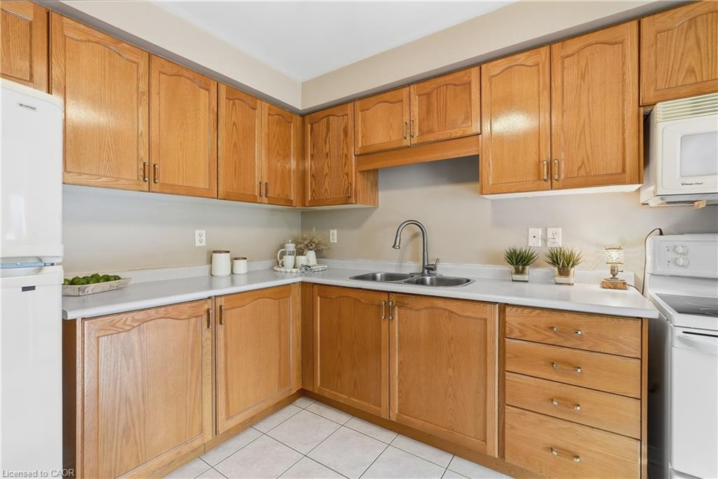 5169 Des Jardines Drive Property Photo 6