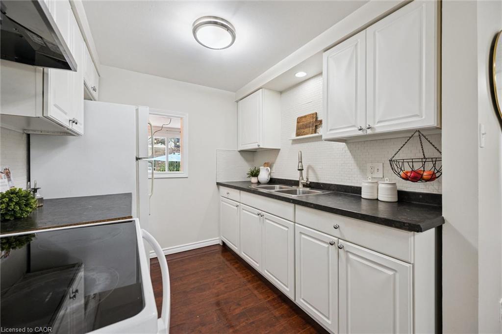 246 Patricia Road Property Photo 12