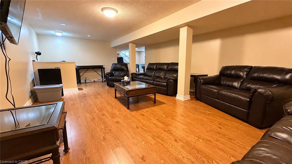 12 Roseland Avenue Property Photo 18