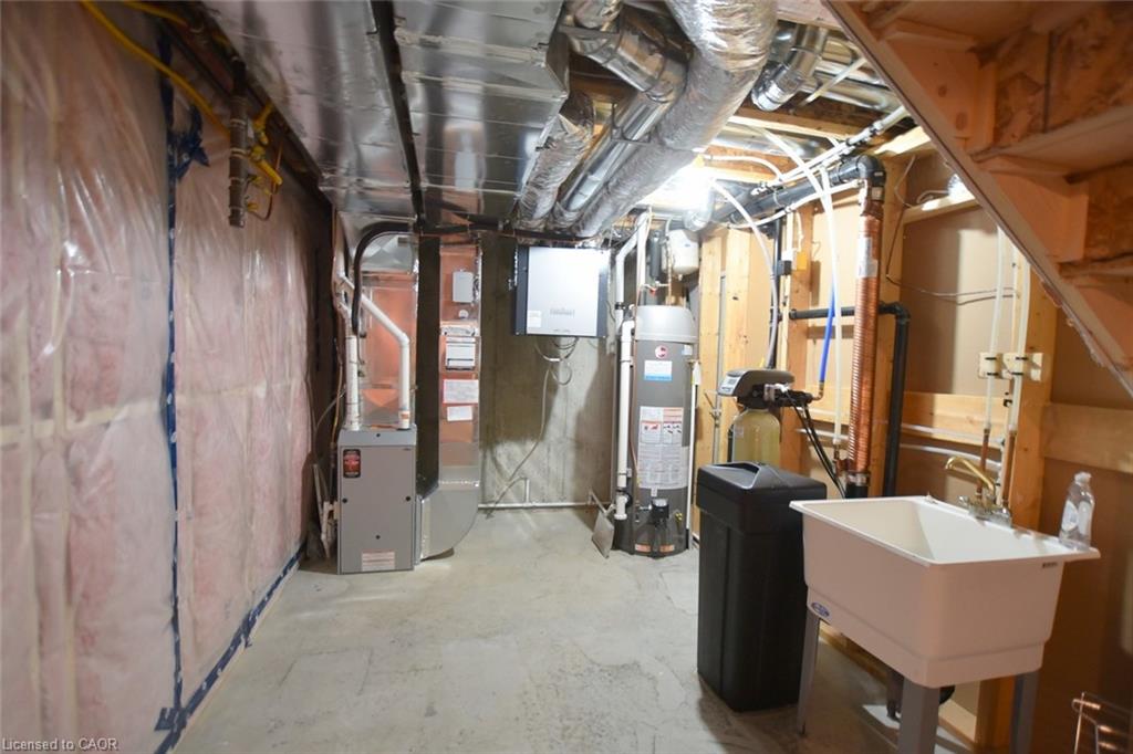 71-6 Ironwood Street Property Photo 32
