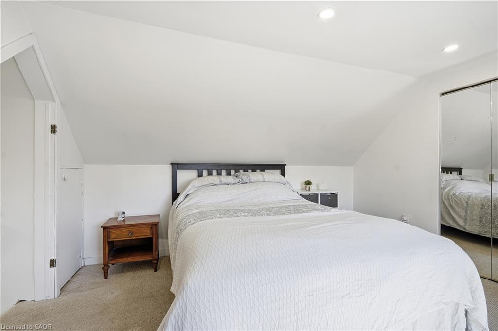 658 Upper Wellington Street Property Photo 26