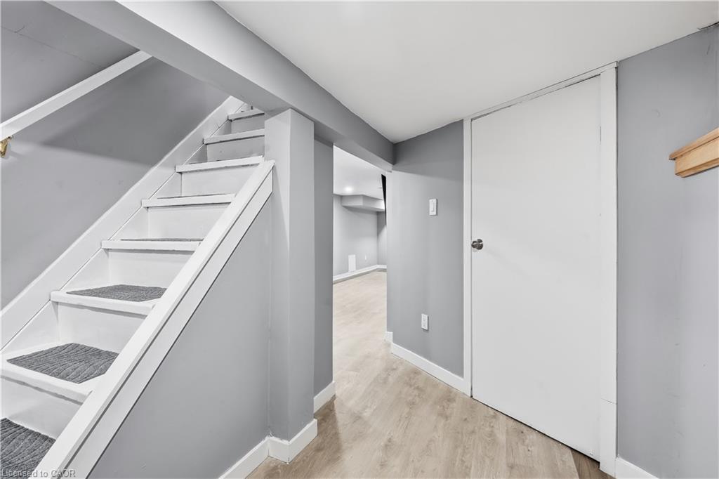 658 Upper Wellington Street Property Photo 29