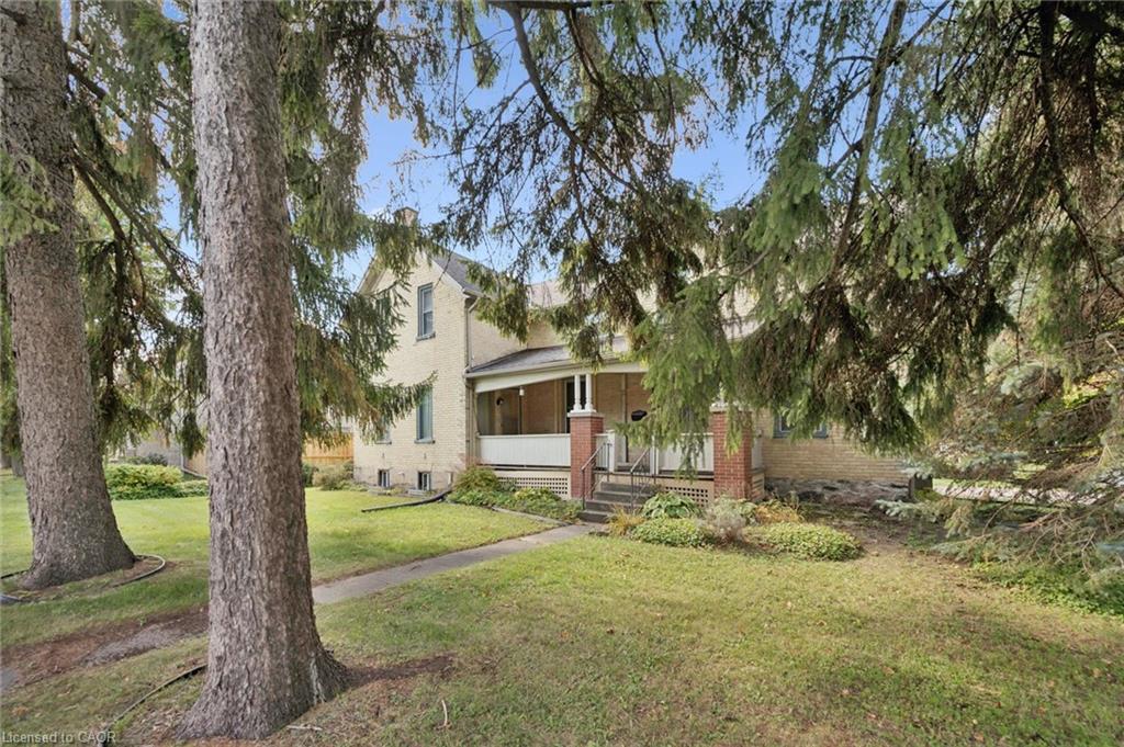 88 Arthur Street S Property Photo 1