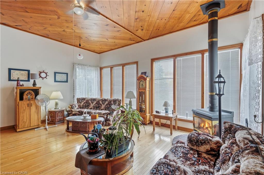 338 Albany Street Property Photo 12