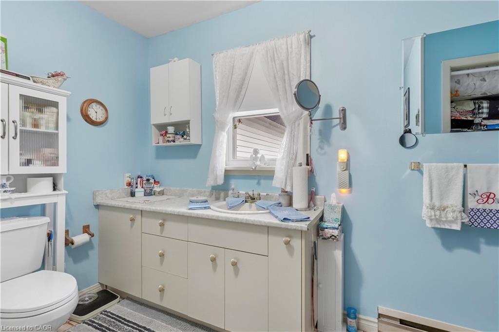 338 Albany Street Property Photo 16