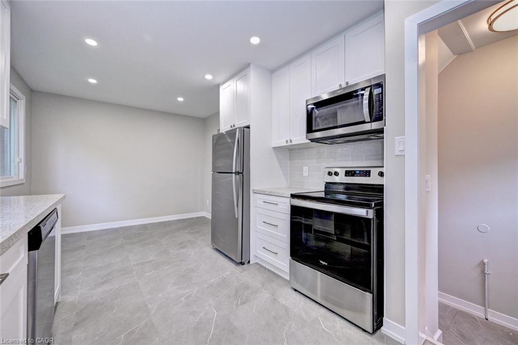 110 Conway Drive Property Photo 11