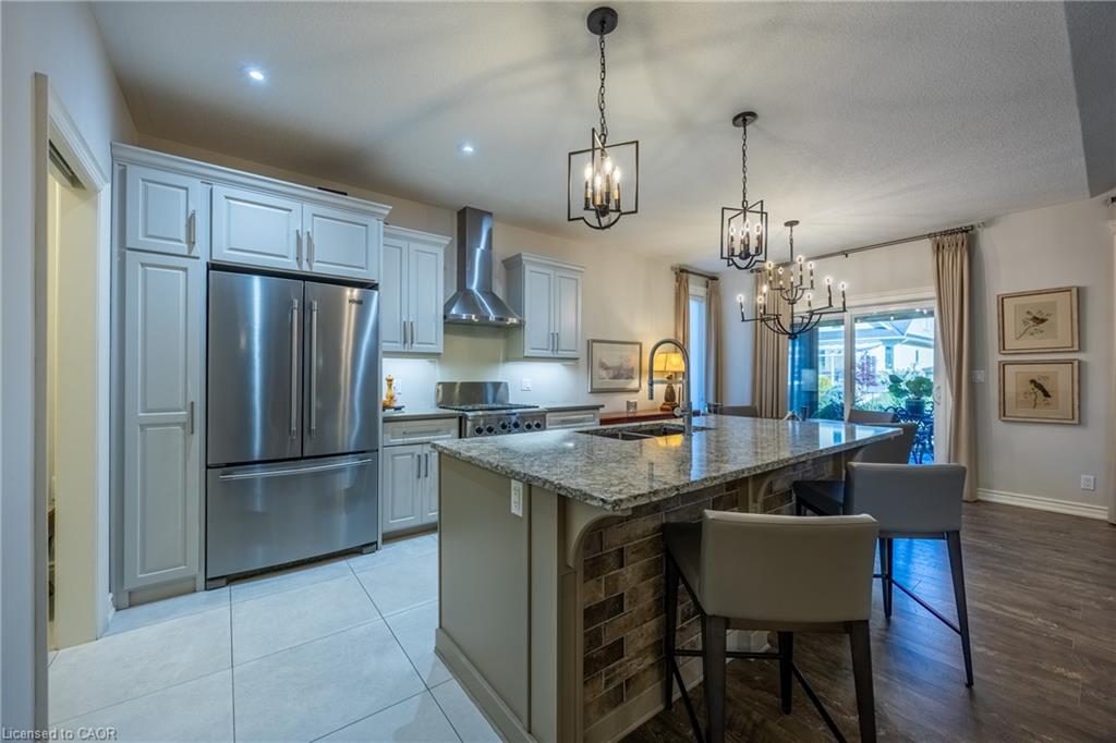 135 New Lakeshore Road Property Photo 8