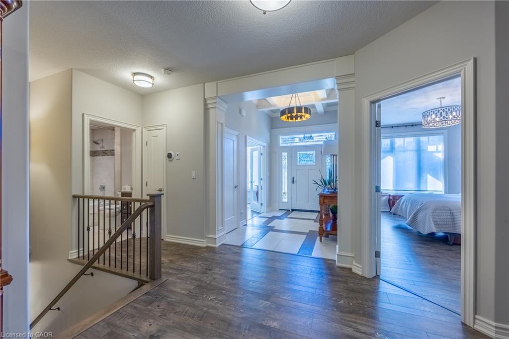 135 New Lakeshore Road Property Photo 9