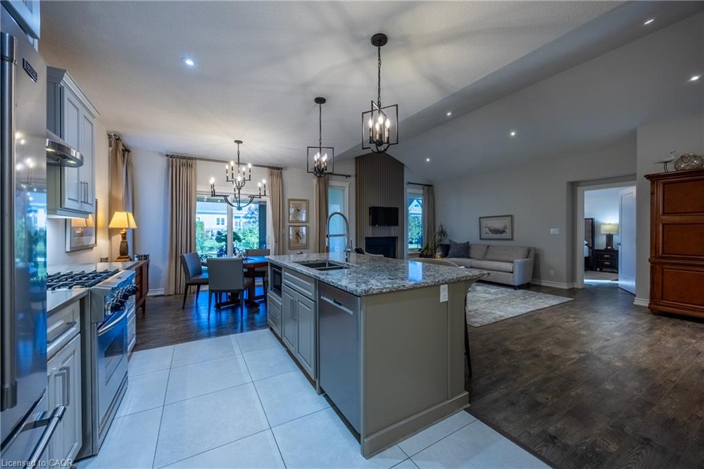 135 New Lakeshore Road Property Photo 12
