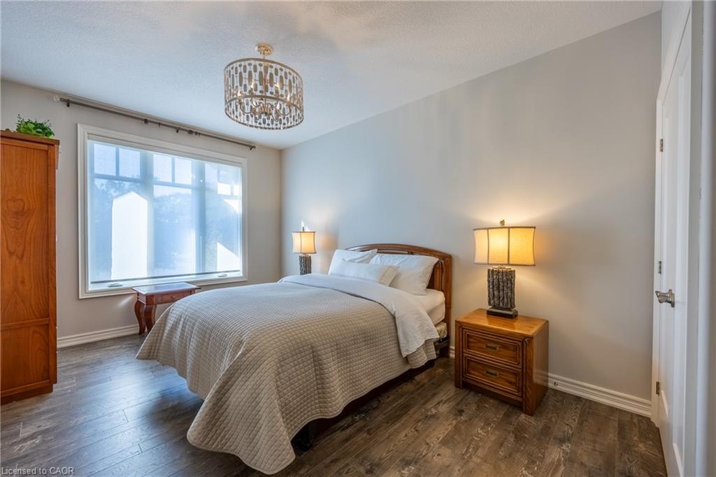135 New Lakeshore Road Property Photo 17