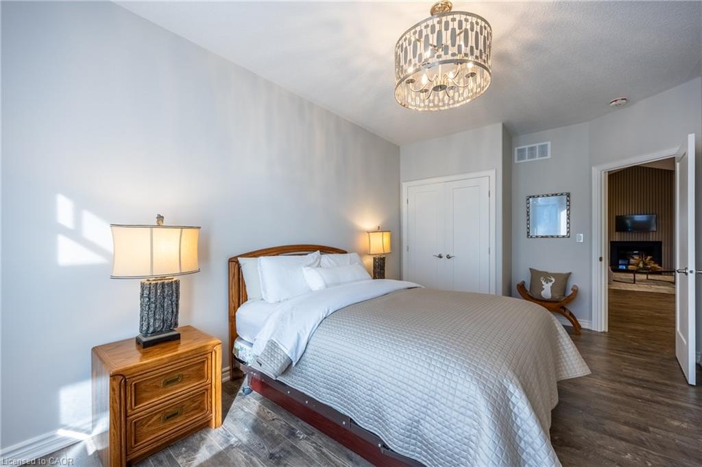 135 New Lakeshore Road Property Photo 18