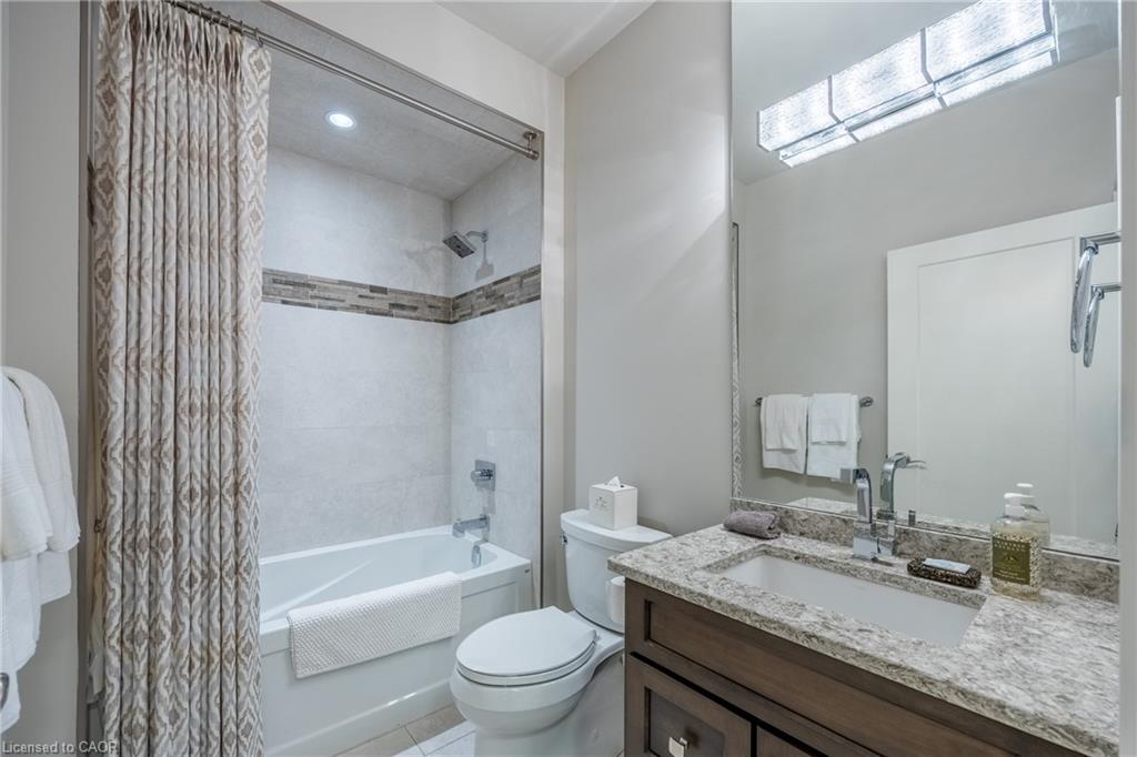 135 New Lakeshore Road Property Photo 19